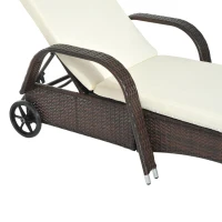 Outsunny Espreguiçadeira de Vime Jardim Espreguiçadeira com Encosto Ajustável em 5 Posições Almofadas Acolchoadas Apoio para a Cabeça e 2 Rodas 200x73x56-103cm Marrom e Bege(m-9)