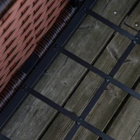 Outsunny Jardiniera inaltata din ratan sintetic cu 4 roti blocabile, 94.5x31x36cm Maro(m-9)