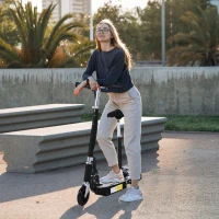 HOMCOM Trotineta Electrica Pliabila cu Sa 2 Roti Manubriu Reglabil Copii 7 Ani 81.5 × 37 × 96cm Negru(m-2)