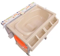 Mobiler Baby Wickeltisch mit Wickelauflage und Badewanne (2 in 1) Modell 1(m-6)