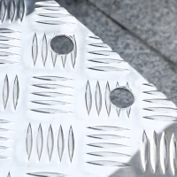 HOMCOM Rampa per Sedia a Rotelle, Deambulatore e Persone Disabili in Lega di Alluminio Antiscivolo Capacità 272kg, 55x70x5cm(m-7)