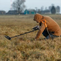 Outsunny Metal Detector Professionale, Regolabile e Impermeabile con Display LED, 23x22x114-135cm(m-4)