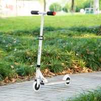 HOMCOM Patinete para Niños de +3 Años Plegable Scooter de 2 Ruedas con Manillar Altura Ajustable Freno Posterior y Pedal Antideslizante Carga 50 kg 67,7x34x79,5-89,5 cm Blanco(m-2)
