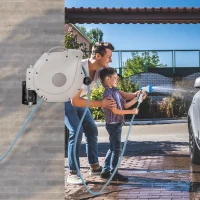 Outsunny Carrete de Manguera de Jardín 15,1M+1,5M Manguera de Riego con 10 Modos de Pulverización Montado en Pared Enrollador Automático 180° Giratorio 42,5x20x38 cm Gris(m-2)