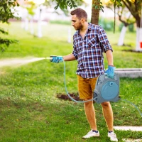 Outsunny Retractable Garden Hose Reel with 10m + 10m Hose and Simple Manual Rewind, Compact and Lightweight(m-10)
