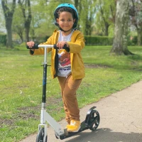 HOMCOM Folding Kids Kick Scooter Ride on Toys-Blue(m-12)
