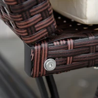 Outsunny Sofá de 2 Lugares Vime Sintético Convertível em Cama Sofá de Jardim Exterior com Almofada Mobiliário Pátio Terraço 129x63x67 cm Marrom e Bege(m-12)