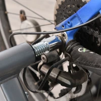 HOMCOM Fietstrainer racefiets fiets hometrainer magnetische remmen rolfiets 26-28 inch 2 kleuren(m-9)