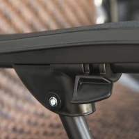 Outsunny Tumbona Plegable de Ratán con Respaldo Ajustable Reposacabezas Extraíble Portavasos y Soporte para Teléfono Jardín Terraza al Aire Libre 65x70x110 cm Marrón(m-9)