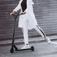 HOMCOM Profesjonalna hulajnoga wyczynowa, triki freestyle, hulajnoga dla dzieci w wieku od 14 lat, aluminium, czarna(m-2)