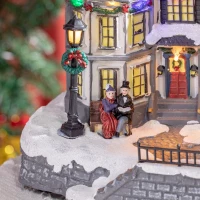 HOMCOM Aldeia de Natal  Cena de Decoração Natalícia Iluminada com Luzes LED Árvore de Natal Pai Natal e Renos 38,5x20,5x33cm Multicor(m-9)