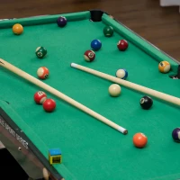 HOMCOM Mesa de Jogos 6 em 1 Dobrável Bilhar Matraquilho Ping Pong Lançamento de Anéis Hóquei com Bastão e Hóquei com Discos 118x104x71cm Multicor(m-9)