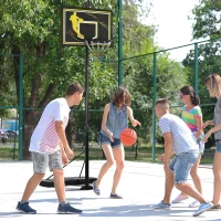 SPORTNOW Tabela de Basquetebol com Rodas Altura Ajustável Suporte Tabela de PE e Base Recarregável 110x45x290-360cm Preto e Amarelo(m-2)