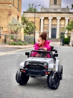 HOMCOM 12V Kids Electric Ride On Car Truck Toy SUV with Remote Control for 3-6 Yrs(m-15)