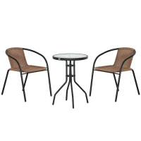Outsunny Conjunto de 3 Peças de Vime para Jardim com 2 Cadeiras Empilháveis e 1 Mesa de Centro Redonda com Tampo de Vidro Marróm(m-10)