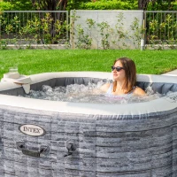 INTEX 28450EX - Bubble Massage Set Greystone Deluxe 4 Posti Quadrata Con Pompa, Riscaldatore, Sistema Di Purificazione Acqua, 140 Getti, Telo Base, Telo Copertura, Dispenser Di Cloro(m-5)