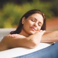 INTEX 28486EX - Spa Bubble Blue Cm 180X66, 4 Posti, Con Pompa, Riscaldatore, 100 Getti, Telo Copertura, Dispenser Di Cloro(m-6)