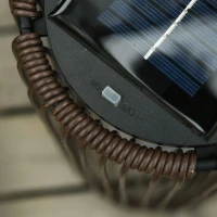 Outsunny Lanternă Solară de Grădină cu Panou de Încărcare, Lampă solară de Exterior din Metal și Ratan, Ø21.5x61 cm, Maro(m-9)