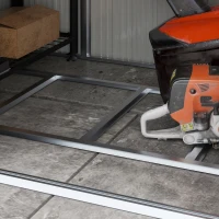 Outsunny Domek narzędziowy do ogrodu, odporny na warunki atmosferyczne, 2 okna, 2 drzwi, 238 x 132 x 198,5 cm, Ciemnoszary(m-9)