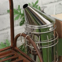 Outsunny 7-teiliges Imkerei-Werkzeugset Bienenzucht-Kit Imkereiset mit Smoker und Stockmeißel Bienenzuchtbürste Starter Kit für Imker rostfrei Stahl Holz Silber(m-9)