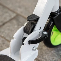 HOMCOM Scooter Kinderscooter klappbar Kickscooter mit Hinterbremsen Ø145 mm Rädern Tretroller höheverstellbar bis 50 kg belastbar für 4-8 Jahre Aluminium EVA Grün 72,8 x 33,4 x 75-85 cm(m-8)