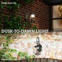 Outsunny Lampă de Exterior cu Panou Solar Impermeabil, Aprindere Automată, Lumină Solară în Aer Liber, 16.5x25.5x41 cm, Negru(m-5)