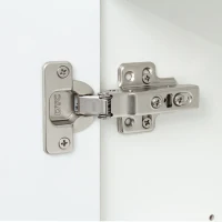 Meuble TV Moderne Brillant avec Étagère en Verre Réglable et Charnières Silencieuses, Support pour TV jusqu'à 70 Pouces, 160x38,5x60 cm, Blanc(m-7)