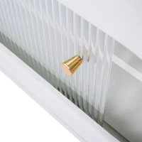 TV-Schrank mit Rattan-Optik, Glasschiebetüren, vergoldeten Griffen und Massivholzfüßen, Weiß und Holzfarbe(m-4)