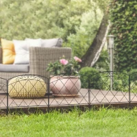 Outsunny 3m Decorative Metal Garden Fence - Diamond and Swirl Pattern(m-9)