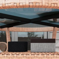 Outsunny Mesa de Vime Redonda Ø80x75 cm Mesa de Jardim com Prateleira Tampo de Vidro para Terraço e Pátio Natural(m-9)