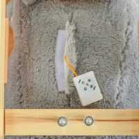 HOMCOM Cavallo a Dondolo Koala in Peluche Imbottita con Suoni, Cintura di sicurezza e Base in Legno, 60x33x50cm, Grigio(m-11)