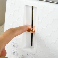 HOMCOM Four-Slice Honeycomb Toaster - White(m-8)