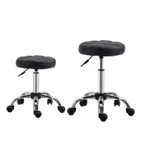 HOMCOM Lot de 2 Tabourets à roulettes réglables en hauteur et pivotants, tabouret de travail avec roues pour salon, bureau, simili cuir, Ø35,5 x 63 cm, Noir(m-1)