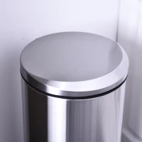 HOMCOM 30L Poubelle à pédale en acier inoxydable, poubelle avec seau intérieur, conteneur à déchets avec couvercle et pédale, pour salon, bureau, Ø29,2 x 62,5 cm(m-5)