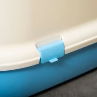 PawHut Arenero para Gatos Caja de Arena con Asa de Transporte Doble Fondo Bandeja Extraíble Pala y Filtro de Carbón Activo 63x43x43 cm Beige y Azul(m-9)