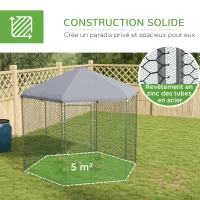 PawHut Enclos poulailler extérieur 5 m² parc grillagé dim. 2,8L x 2,45l x 2,46H - espace couvert - 5/8 poules(m-6)