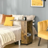 HOMCOM Tavolino da Salotto e Comodino Design a C con Mensola e Vano Laterale, Ruote con Freno, Legno Marrone Rustico, 60x40x76cm(m-2)