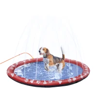 PawHut Splash Pad 150 cm Aspersor de Juegos de Agua con Rociador Tapete de Salpicaduras Piscina de Verano Portátil Rojo(m-1)