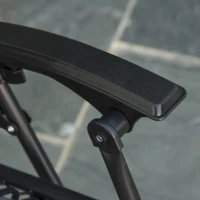 Outsunny Tumbona Plegable de Ratán con Respaldo Ajustable Reposacabezas Extraíble Portavasos y Soporte para Teléfono Jardín Terraza al Aire Libre 65x70x110 cm Gris(m-9)