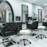 HOMCOM 2er-Set Rollhocker höhenverstellbar, Drehhocker 48-63 cm, Arbeitshocker 360° drehbar, Bürohocker für Büro, Salon, Massage, Spa, Weiß(m-2)