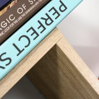 HOMCOM Libreria a Parete Sospesa di Design in Legno a Forma di V, per Casa e Ufficio, Color Legno, 80.6 x 16 x 15.2cm(m-9)