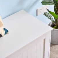 HOMCOM Sitzbank mit Stauraum im Landhausstil, inkl. Sicherheitsscharniere, Truhe, 81 cm x 40 cm x 46 cm, Weiß(m-6)