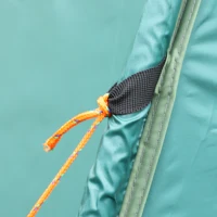 Outsunny Tente tipi camping 4 pers. max. - 2 grandes portes avec moustiquaires - structure acier - dim. 2,15L x 2,15l x 2H m polyester oxford vert(m-5)