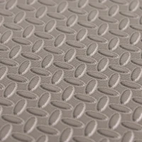 HOMCOM Tappeto Puzzle Morbido in EVA Antiscivolo con Effetto Legno, 9 Pezzi e 18 Bordi, per Fitness e Cameretta, Area coperta 3.24m²(m-9)