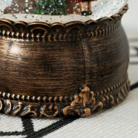 HOMCOM Bola de Nieve Navidad con Música y Luces Escena de Papá Noel y Niño para Decoración Navideña Regalo de Fiesta Bronce(m-9)