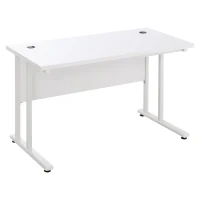 HOMCOM Escritorio Mesa de Ordenador Moderna con 2 Orificios para Cables con Pies Ajustables Mesa Multifuncional para Oficina Estudio 120x60x75 cm Blanco(m-10)