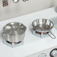 AIYAPLAY Cocina de Madera Infantil con Fogón Grifo Fregadero Microondas Reloj Máquina de Hielo y Accesorios de Cocina Blanco(m-9)