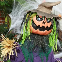HOMCOM 3'6" Pumpkin Scarecrow Halloween Animatronic, with Glowing Eyes(m-9)