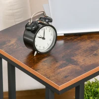 HOMCOM Tavolino da Salotto e da Letto con 4 Ruote, Design a C in Legno e Acciaio, Marrone Rustico e Nero, 51x36x61cm(m-8)