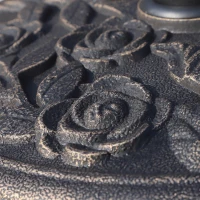 Outsunny 9kg Garden Parasol Base, Round Resin Cast Iron Effect Sun Umbrella Base, Outdoor Umbrella Stand for 38mm or 48mm Outdoor Umbrella Poles, Bronze Tone(m-7)